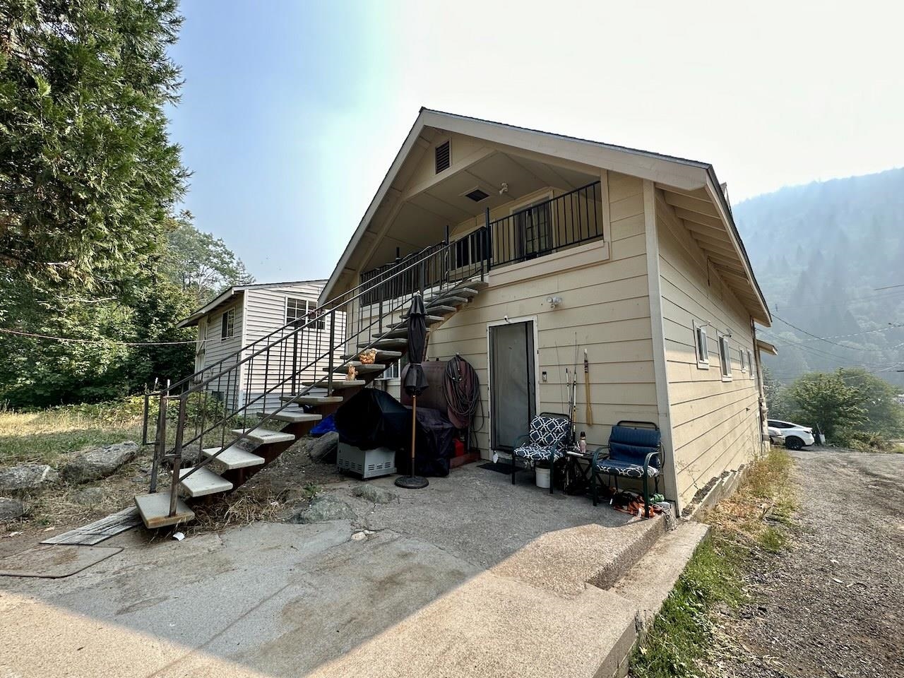 5969 & 5975 Sacramento Ave
