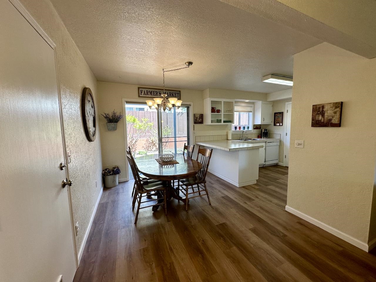 812 A Carmen Dr
