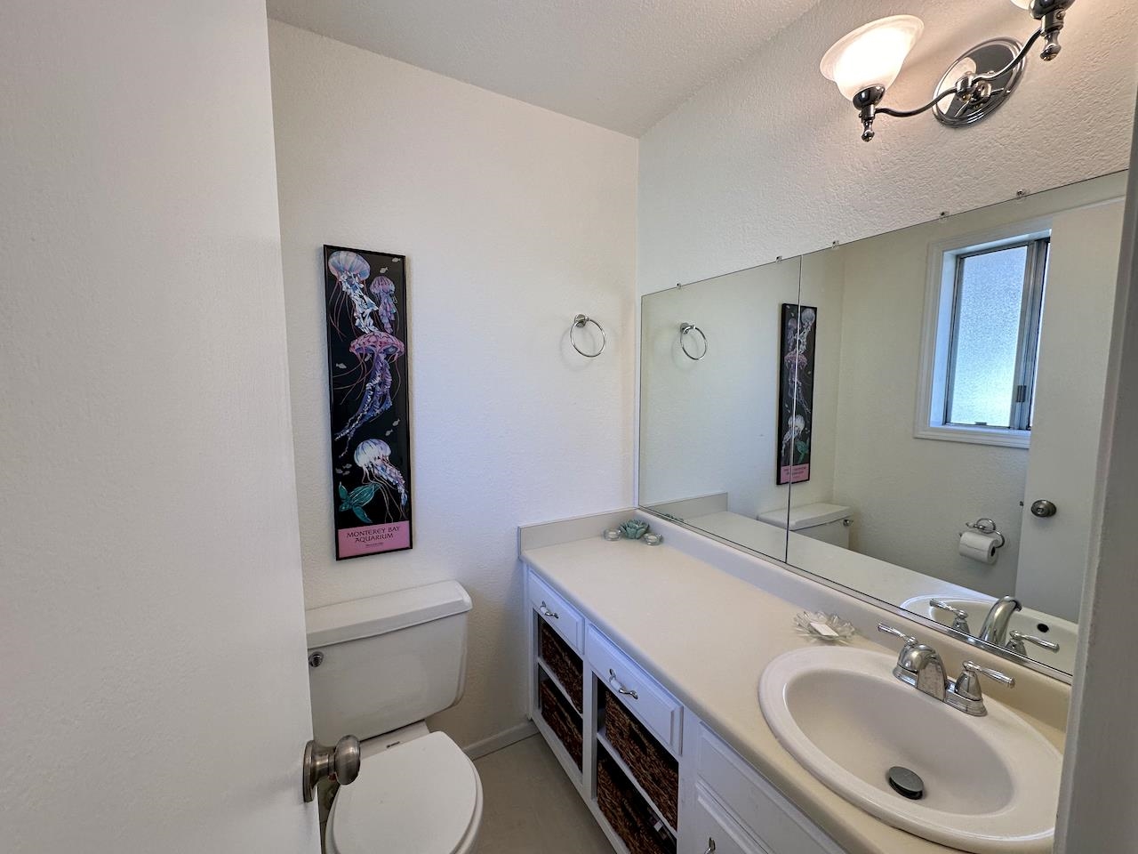 812 A Carmen Dr
