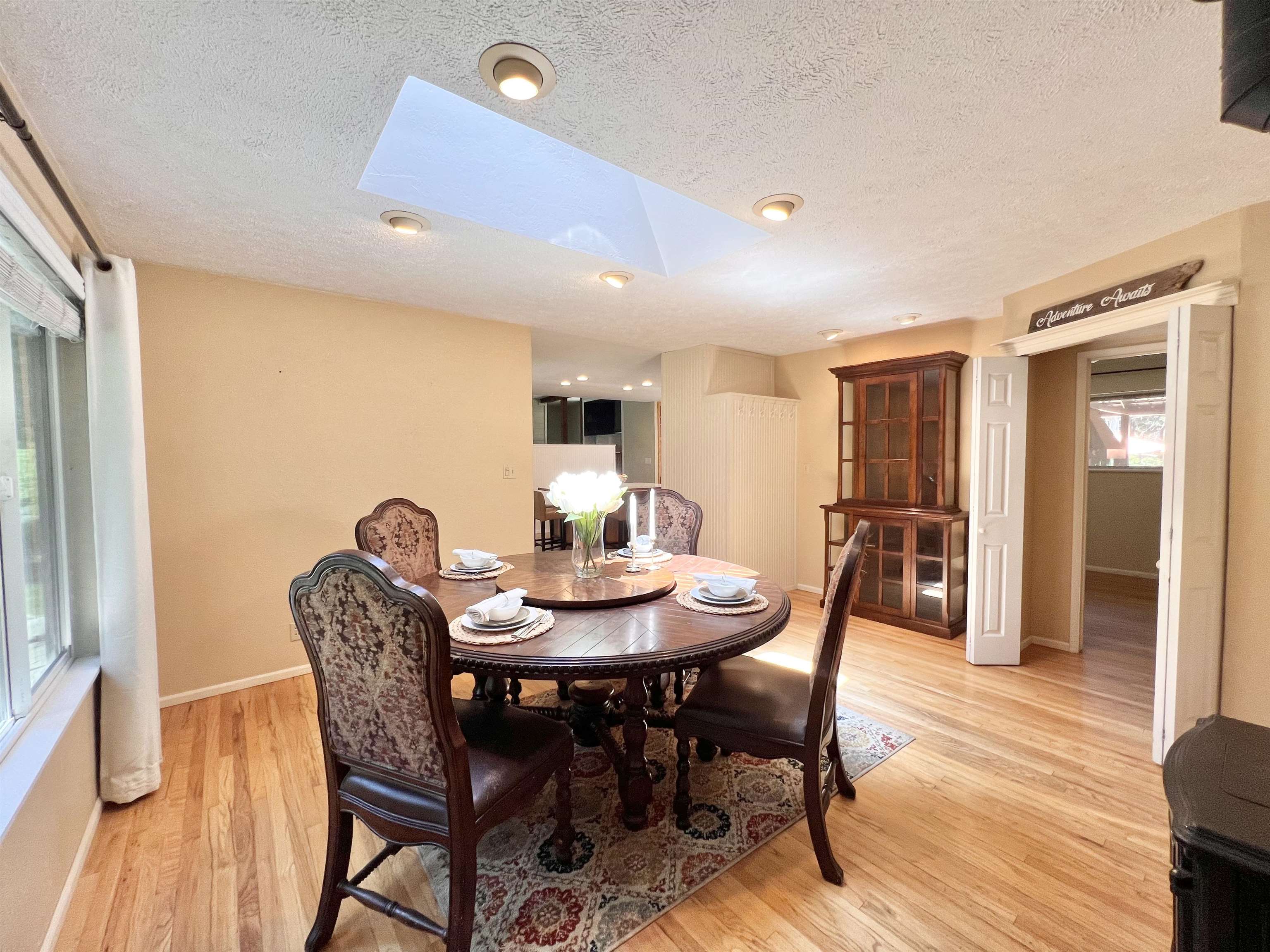 1137 Schilling Way