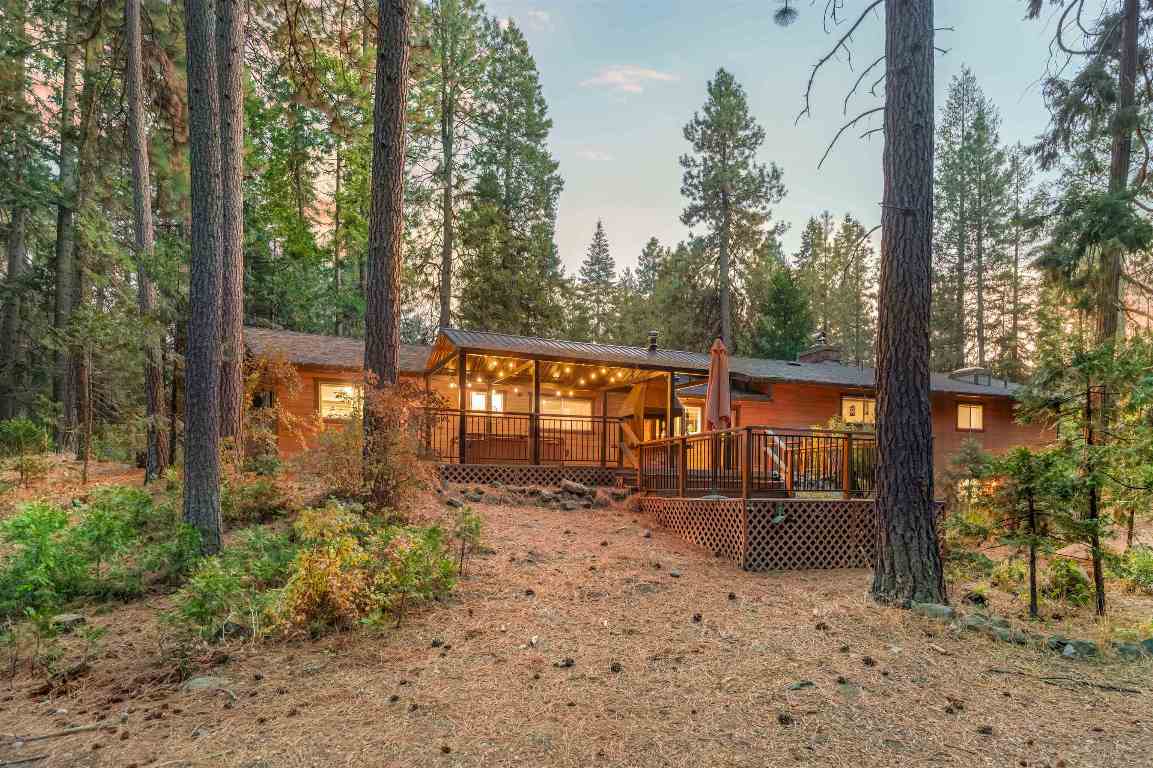 1137 Schilling Way