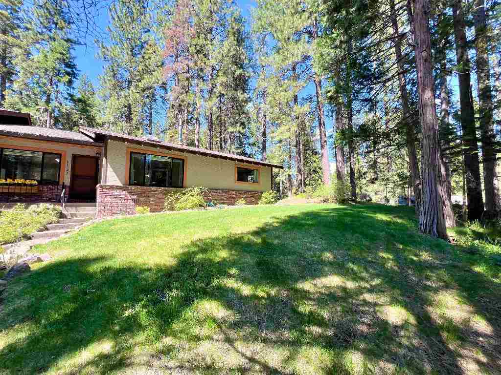1137 Schilling Way