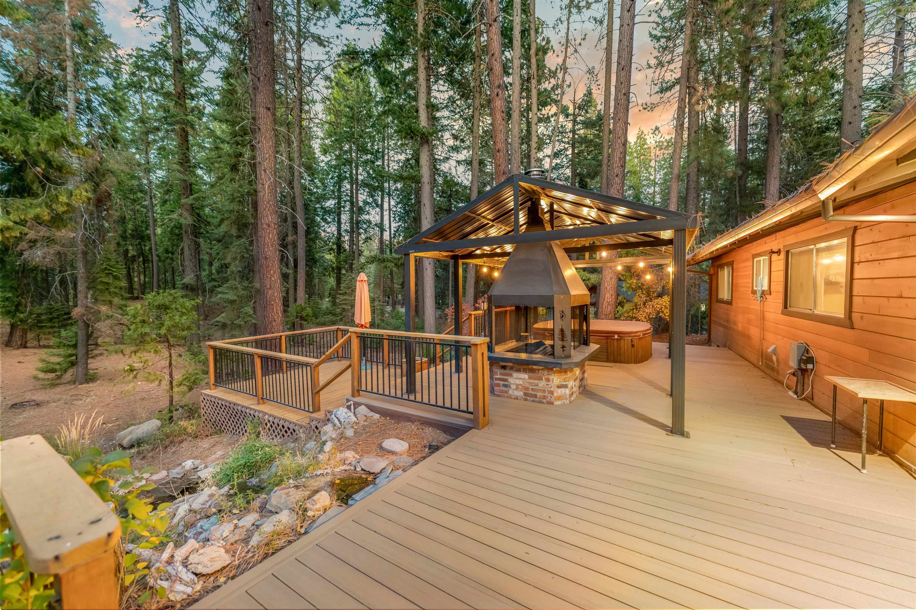 1137 Schilling Way
