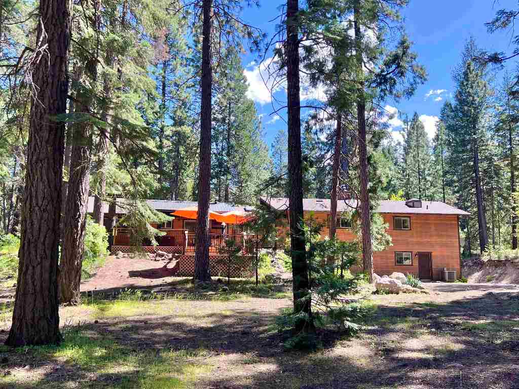 1137 Schilling Way