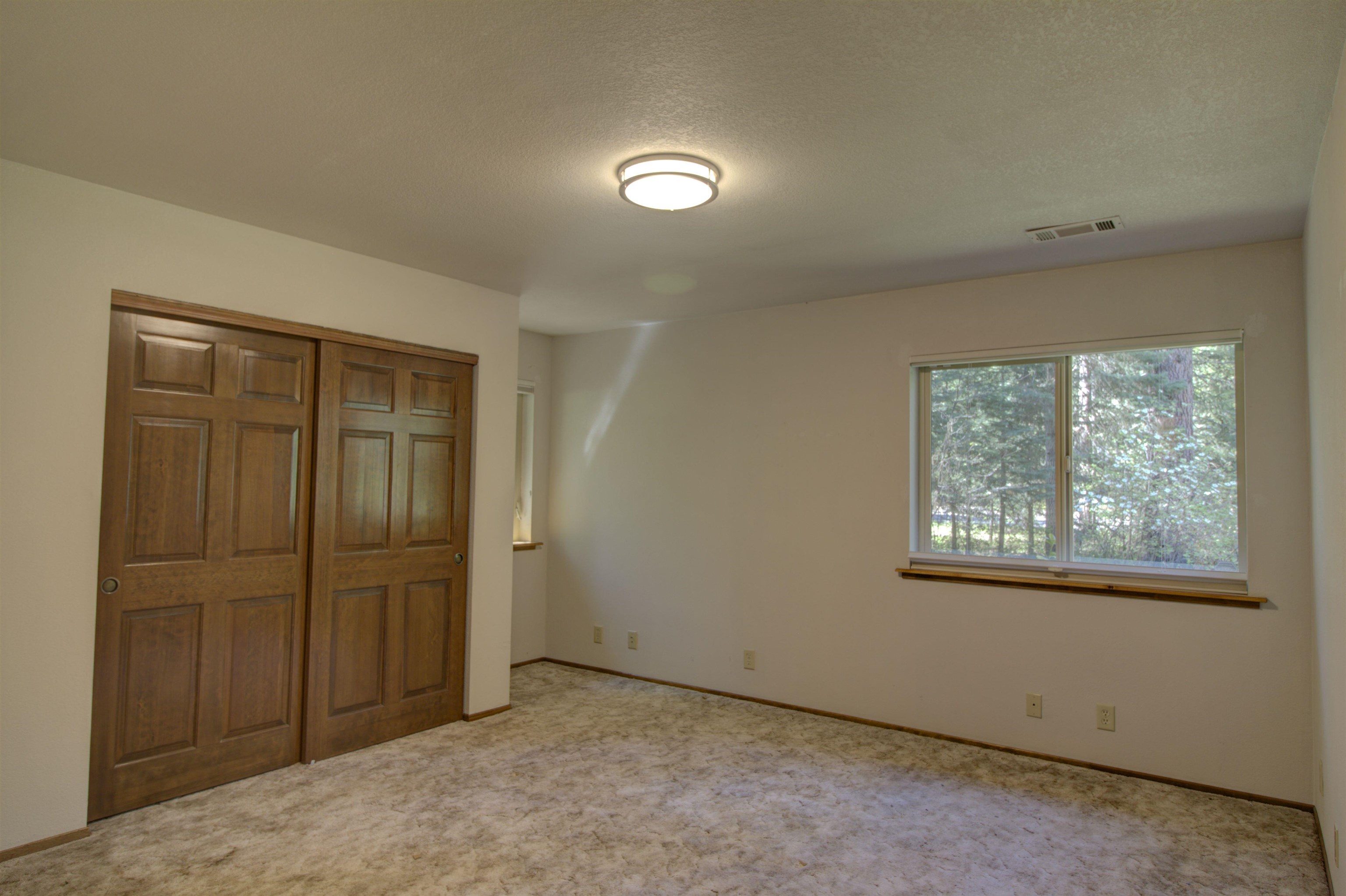 1530 Timber Hills