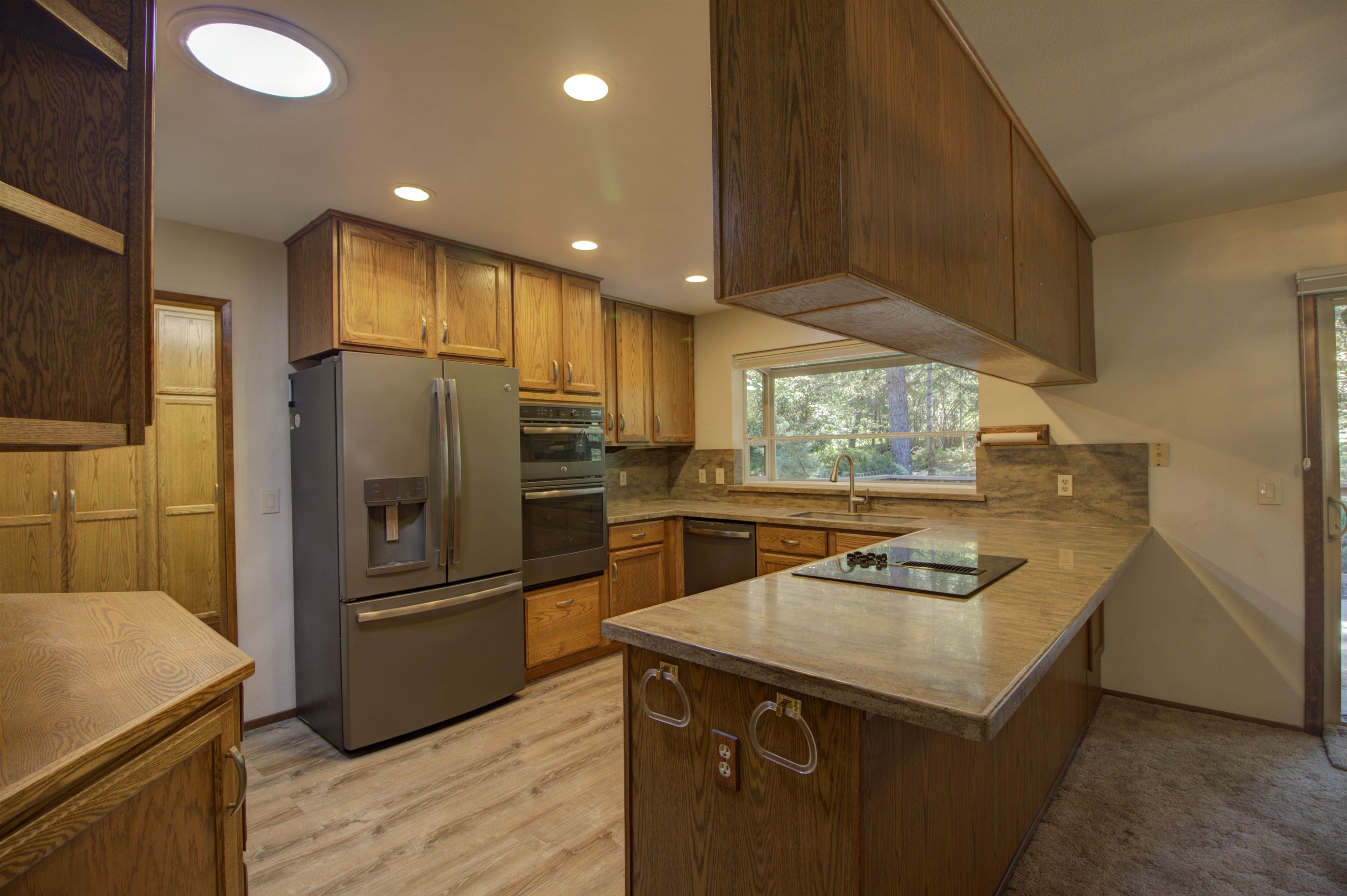 1530 Timber Hills