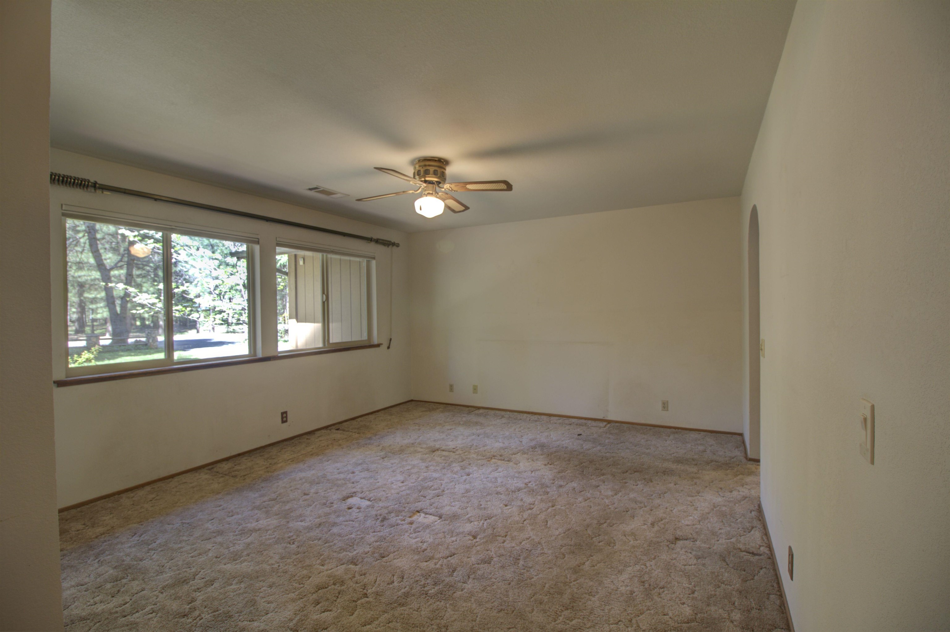 1530 Timber Hills