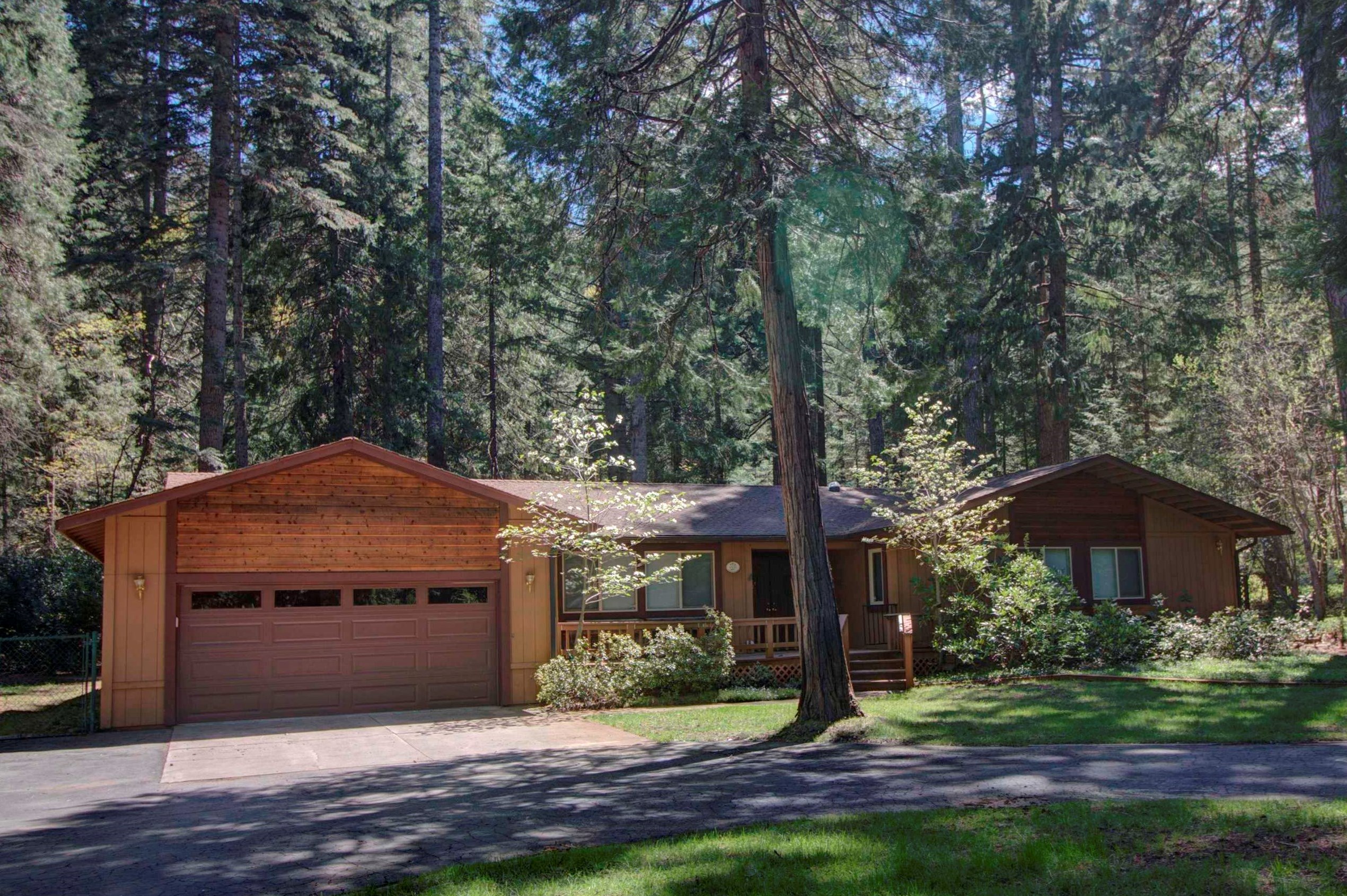1530 Timber Hills