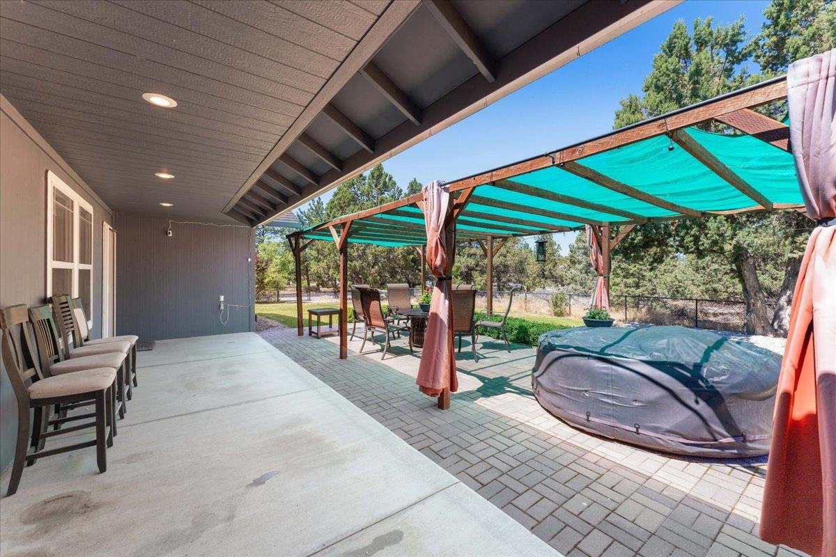 15006 Glenwood Pl