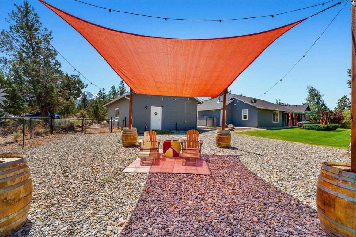 15006 Glenwood Pl