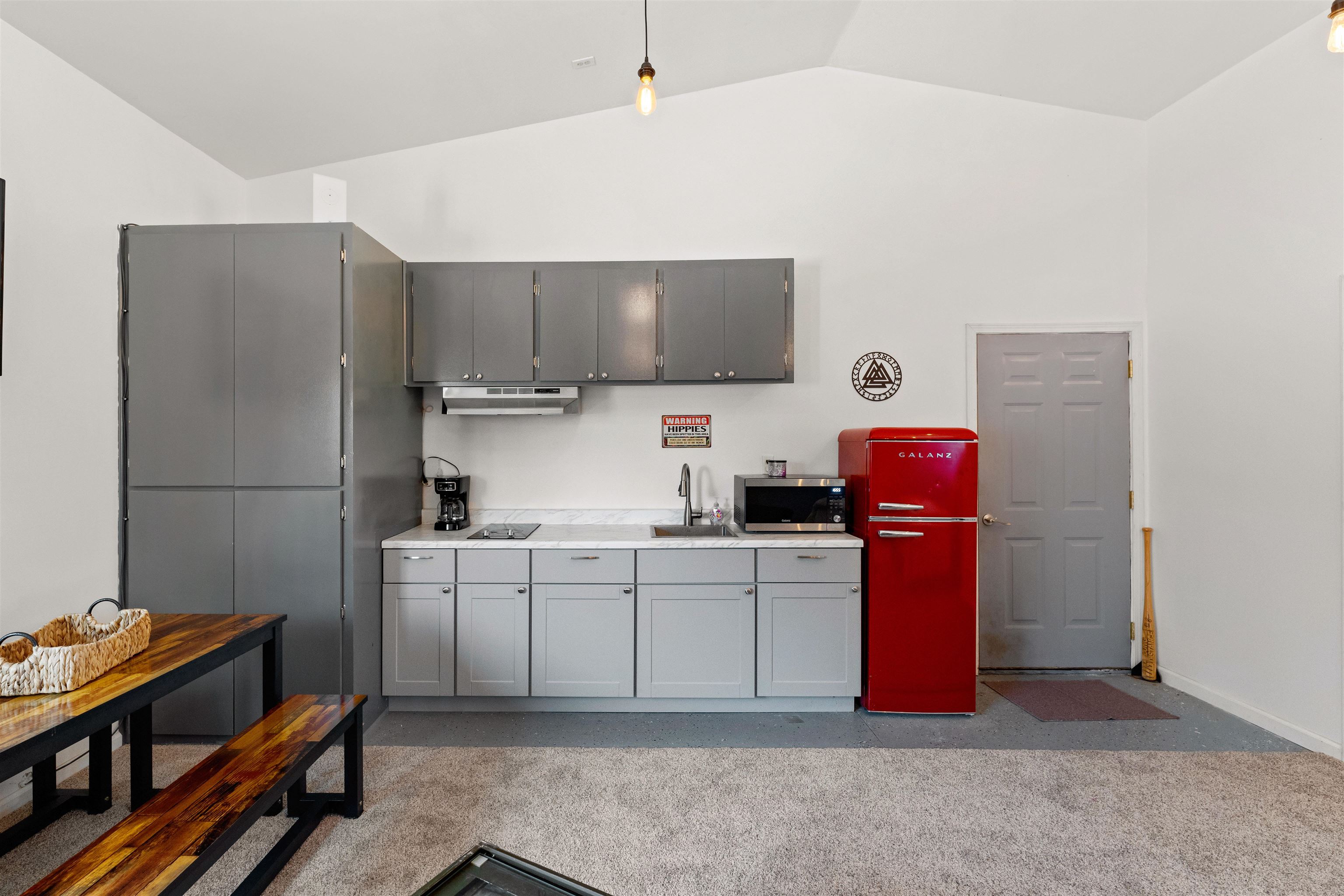 15006 Glenwood Pl