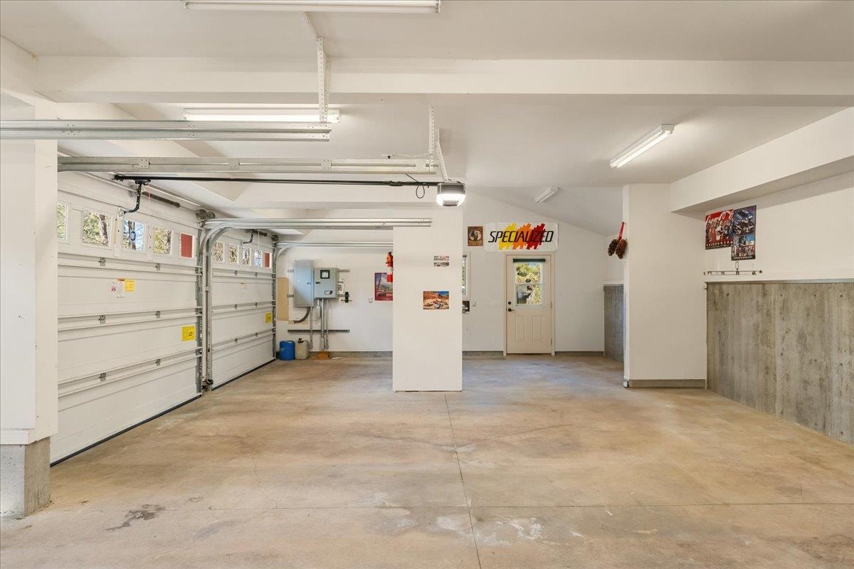 604 Monroe