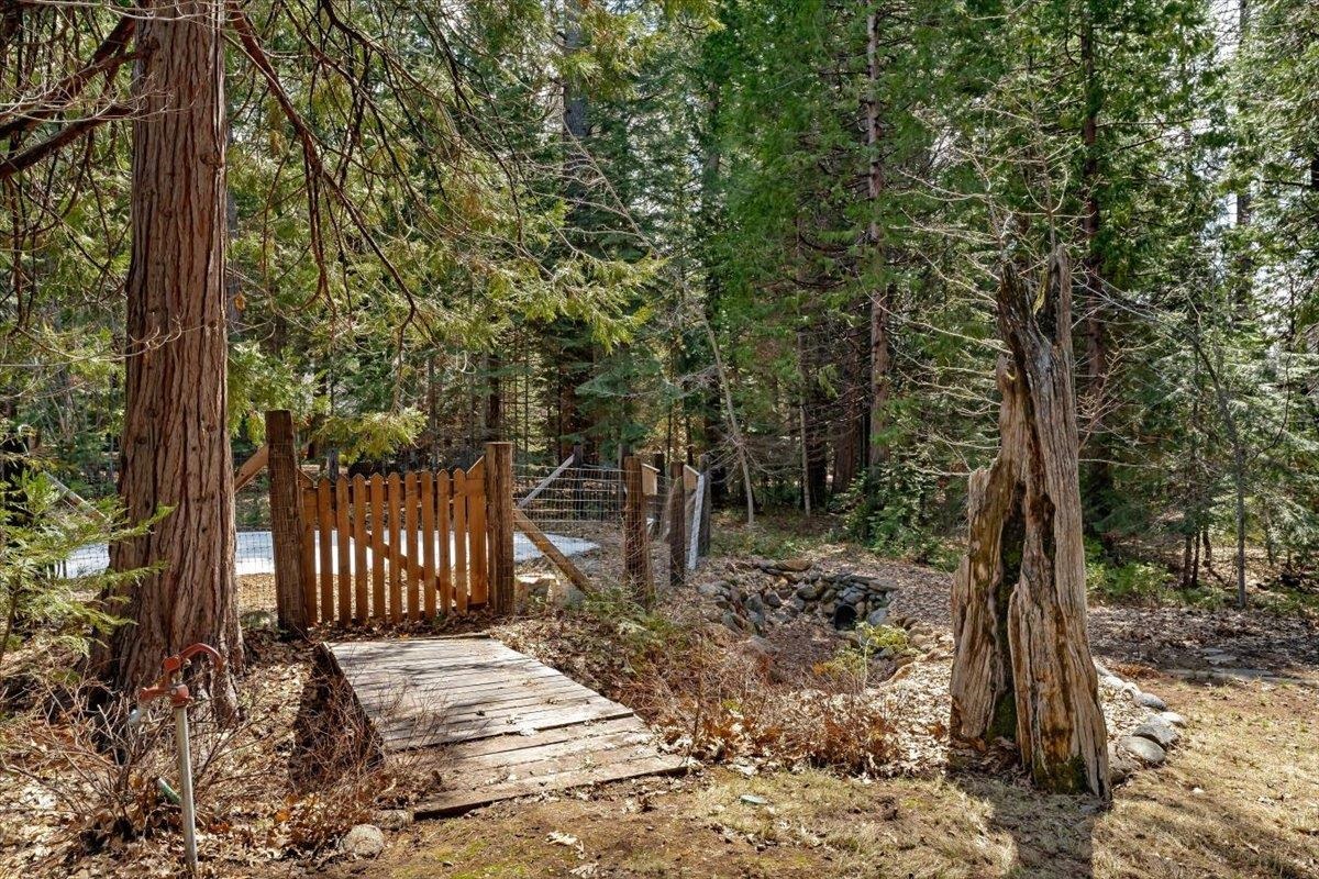 1901 Shasta Acres
