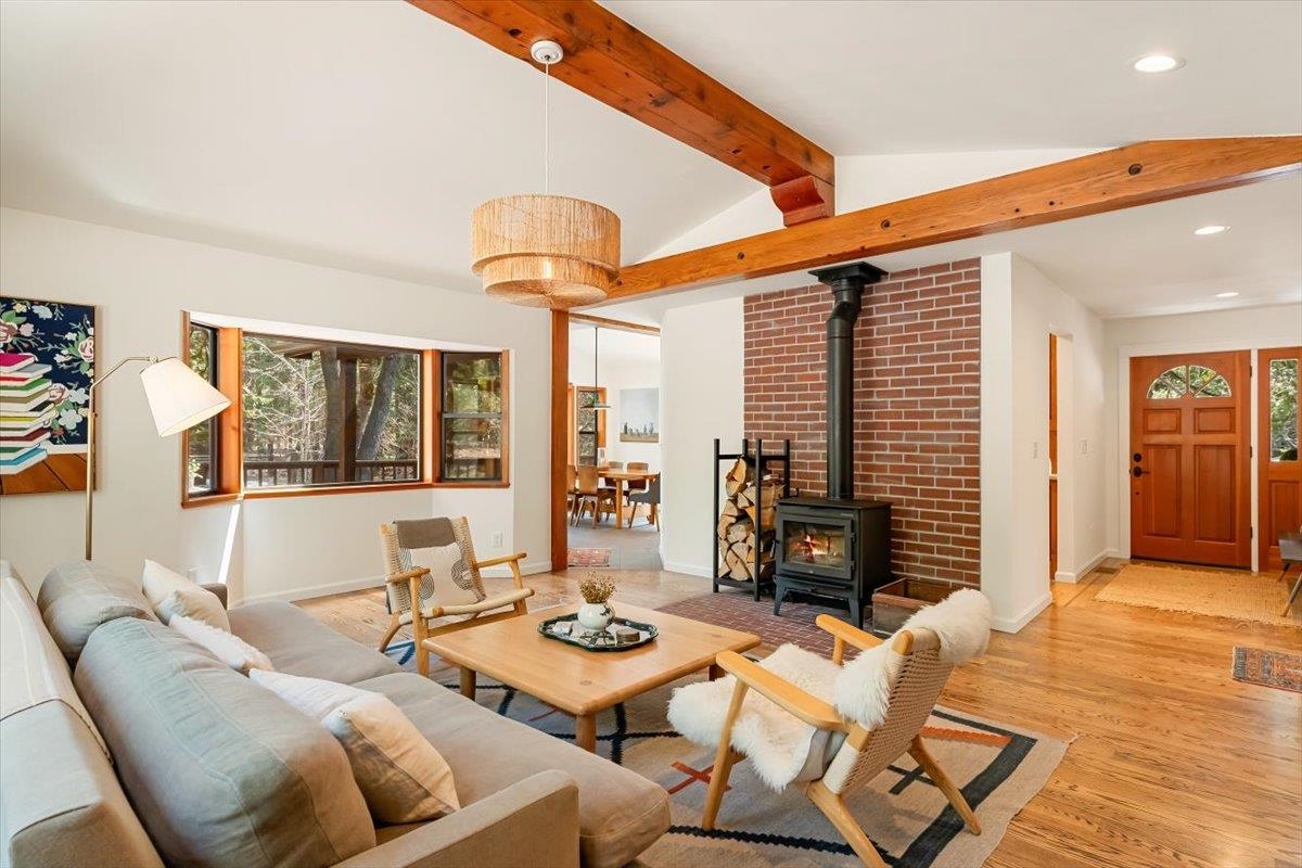 1901 Shasta Acres