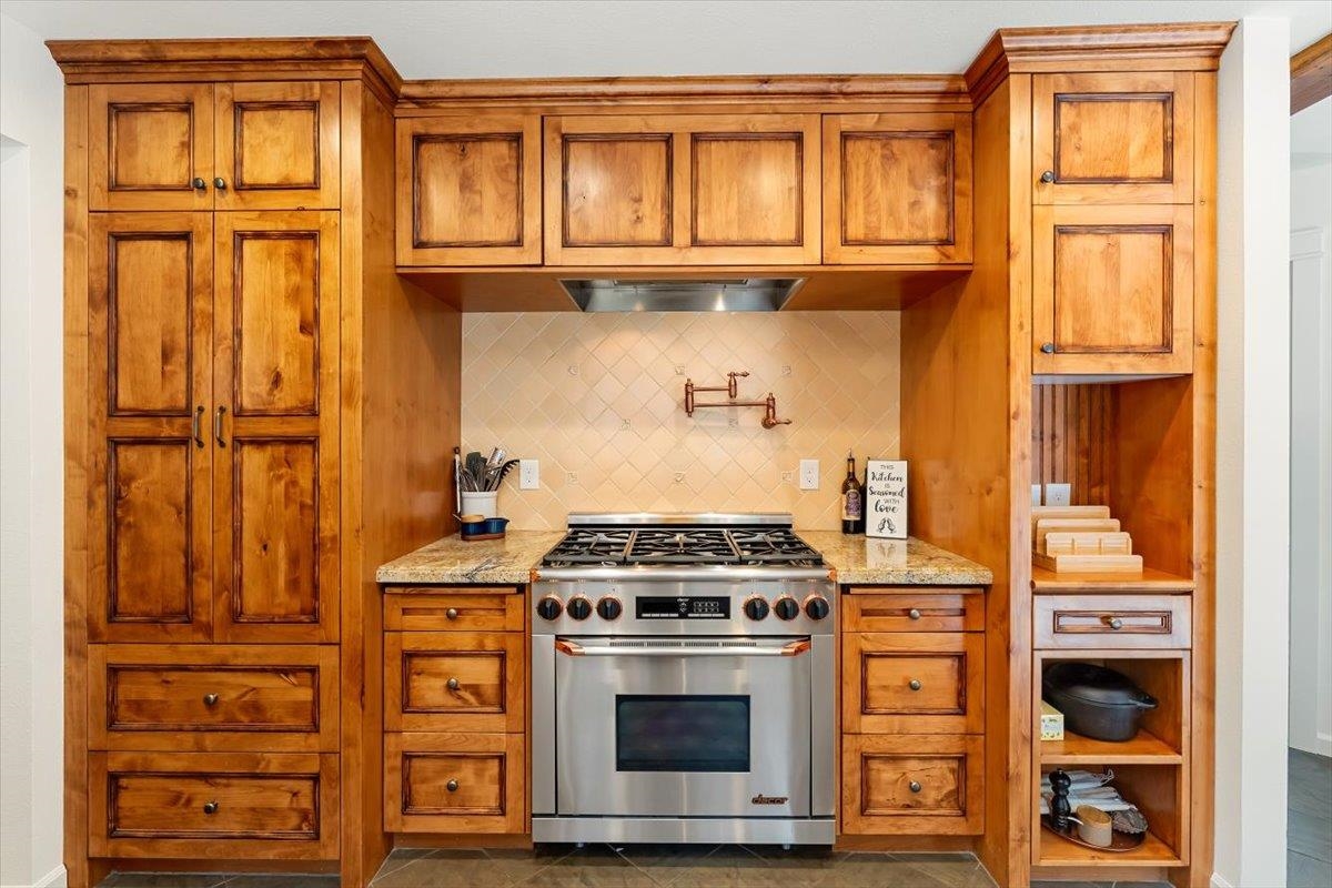 1901 Shasta Acres