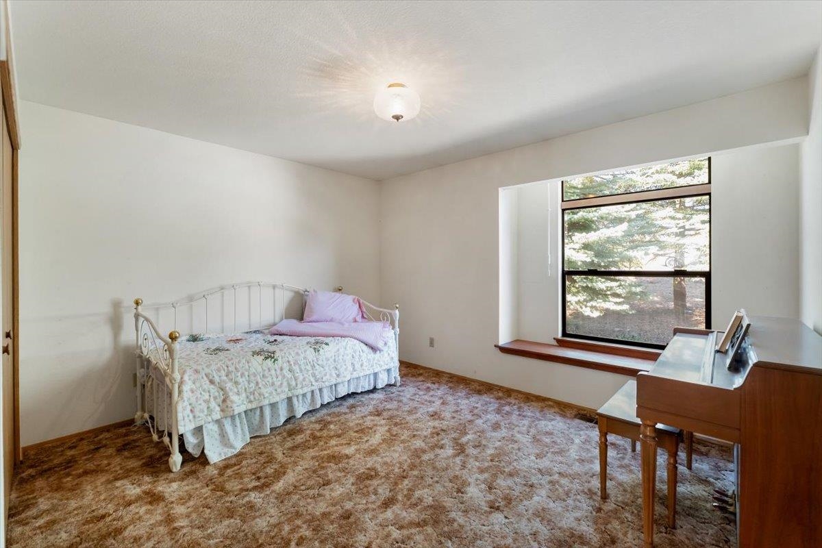 806 W Ream Ave