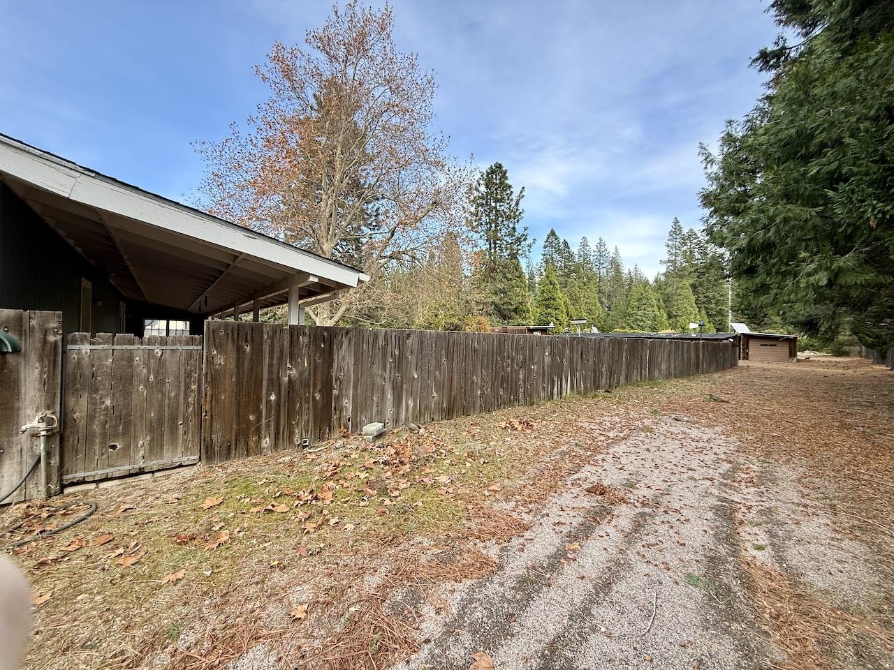 1400 Davis Place Rd
