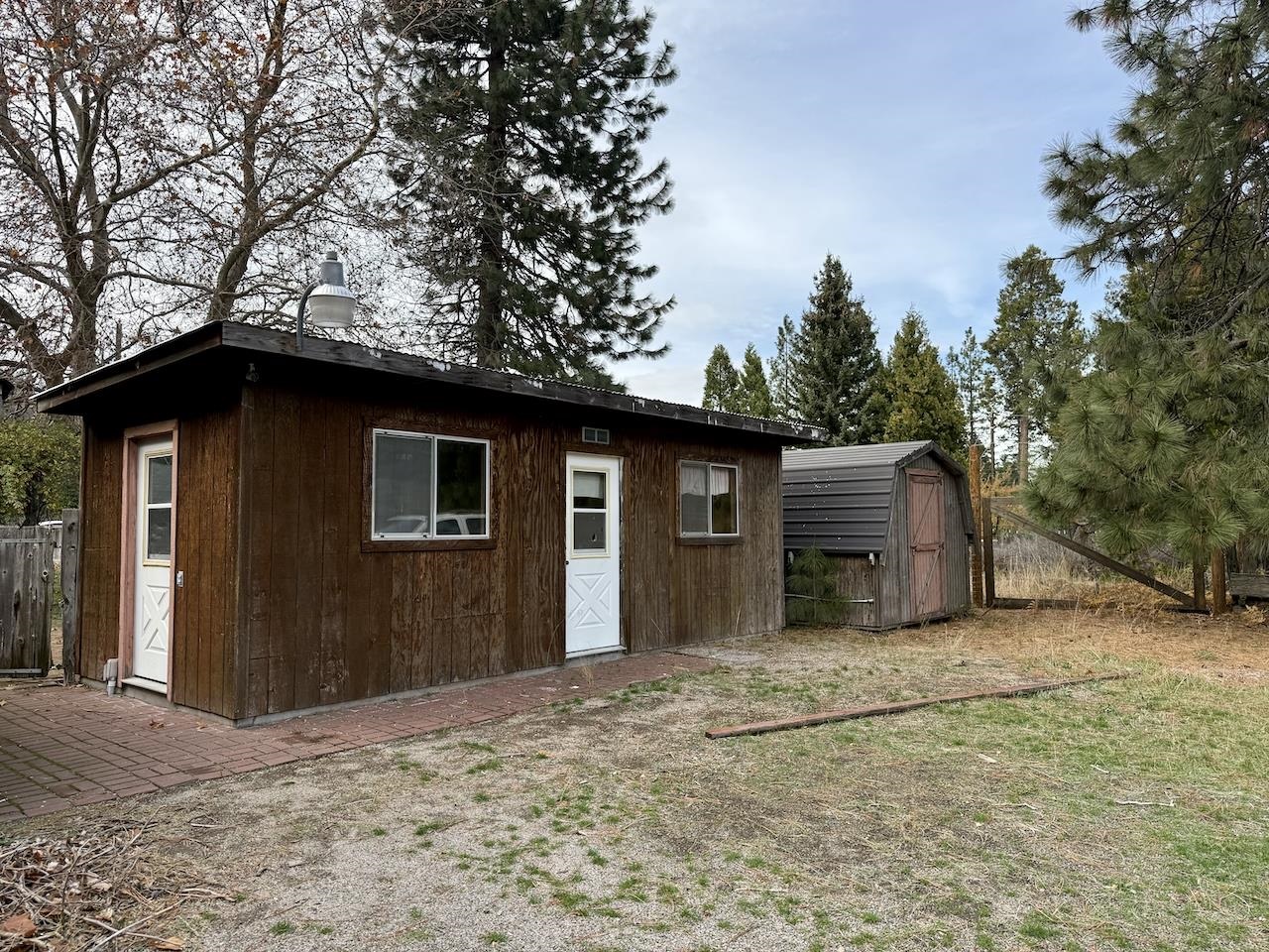 1400 Davis Place Rd