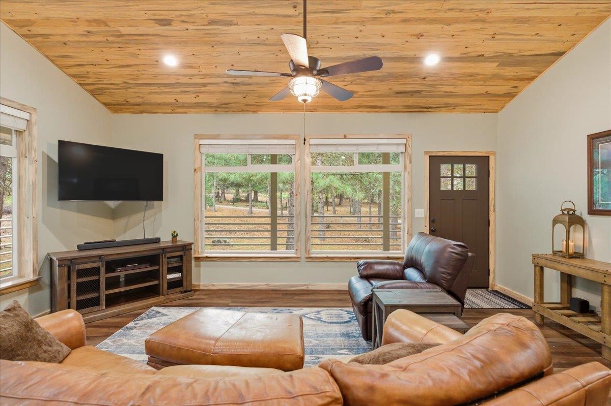 435 Shasta Pines Rd