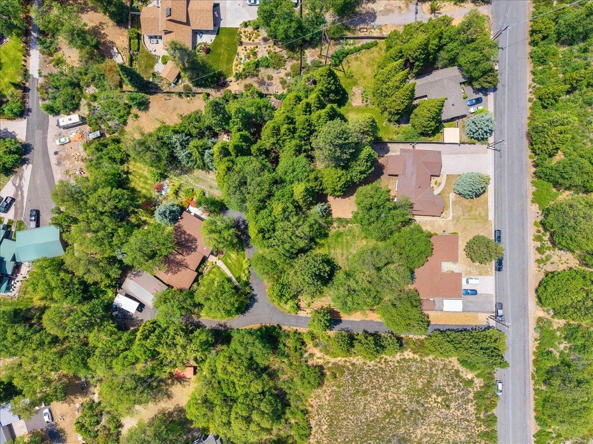 821 Rockfellow Drive