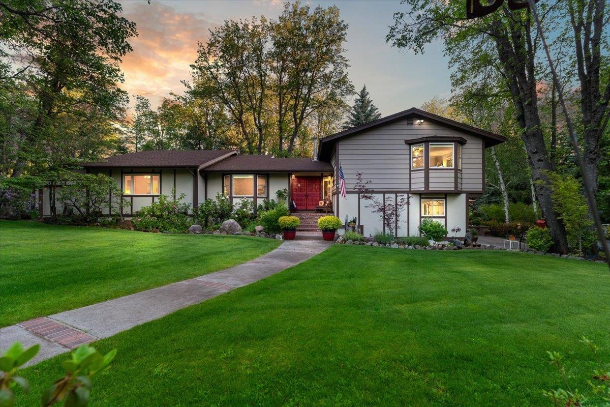 821 Rockfellow Drive