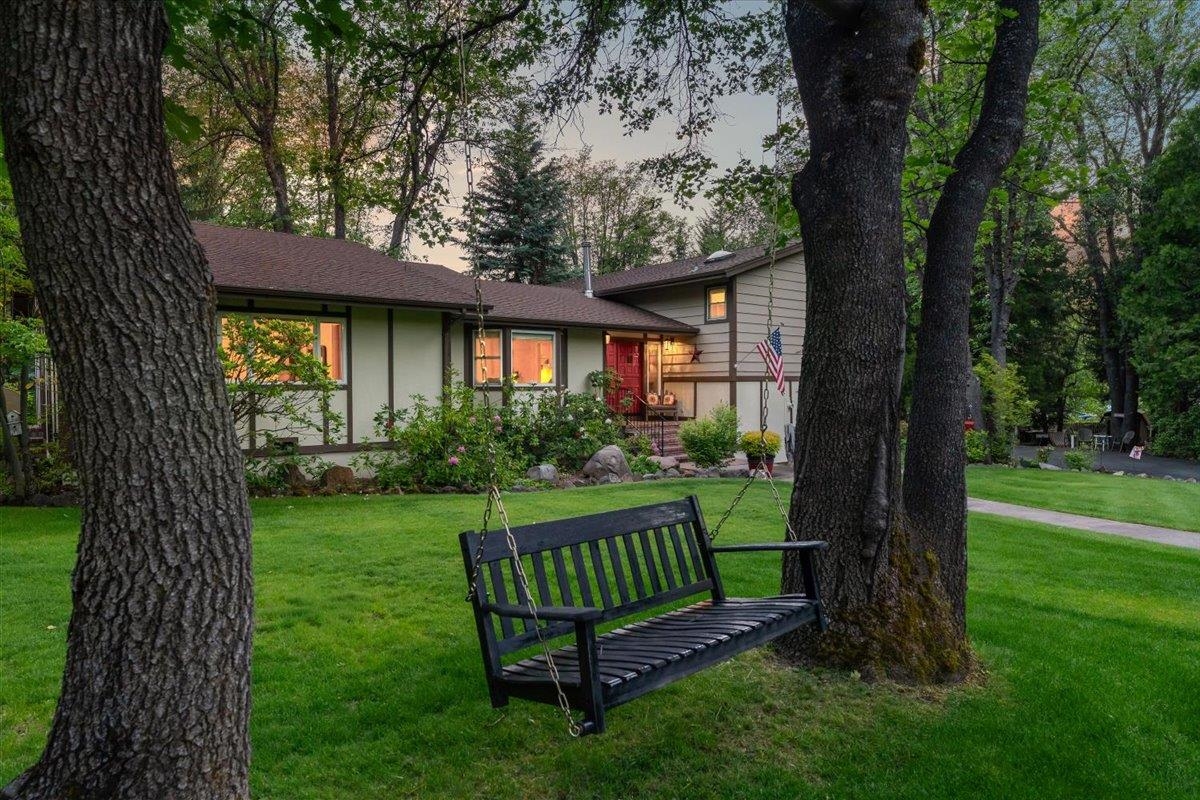 821 Rockfellow Drive