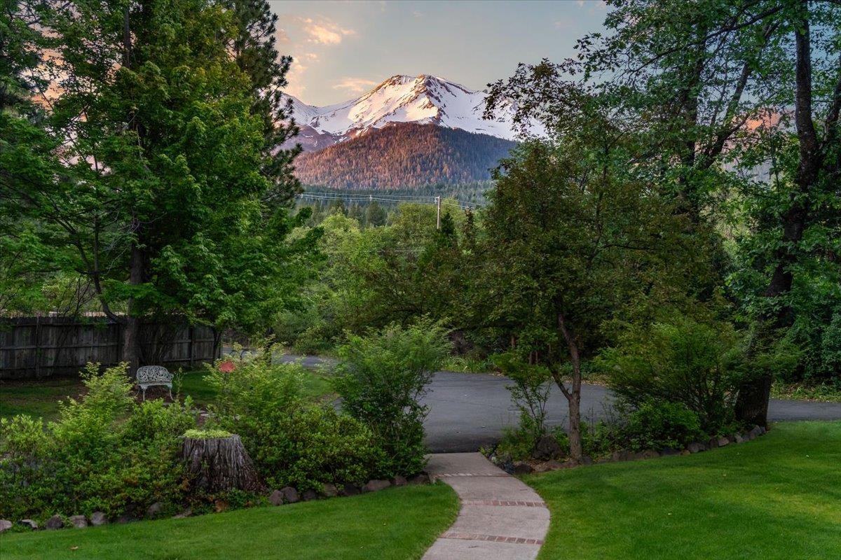 821 Rockfellow Drive