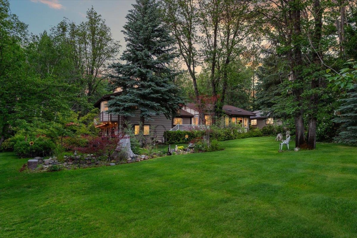 821 Rockfellow Drive