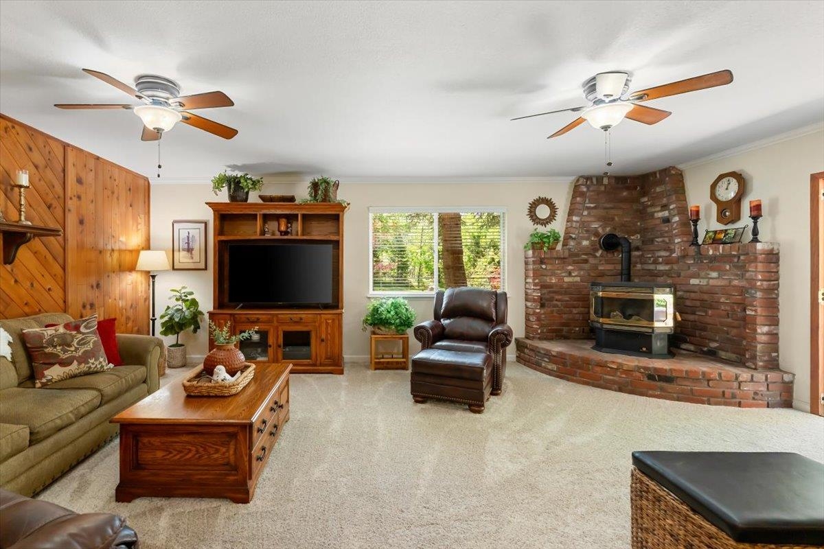 821 Rockfellow Drive