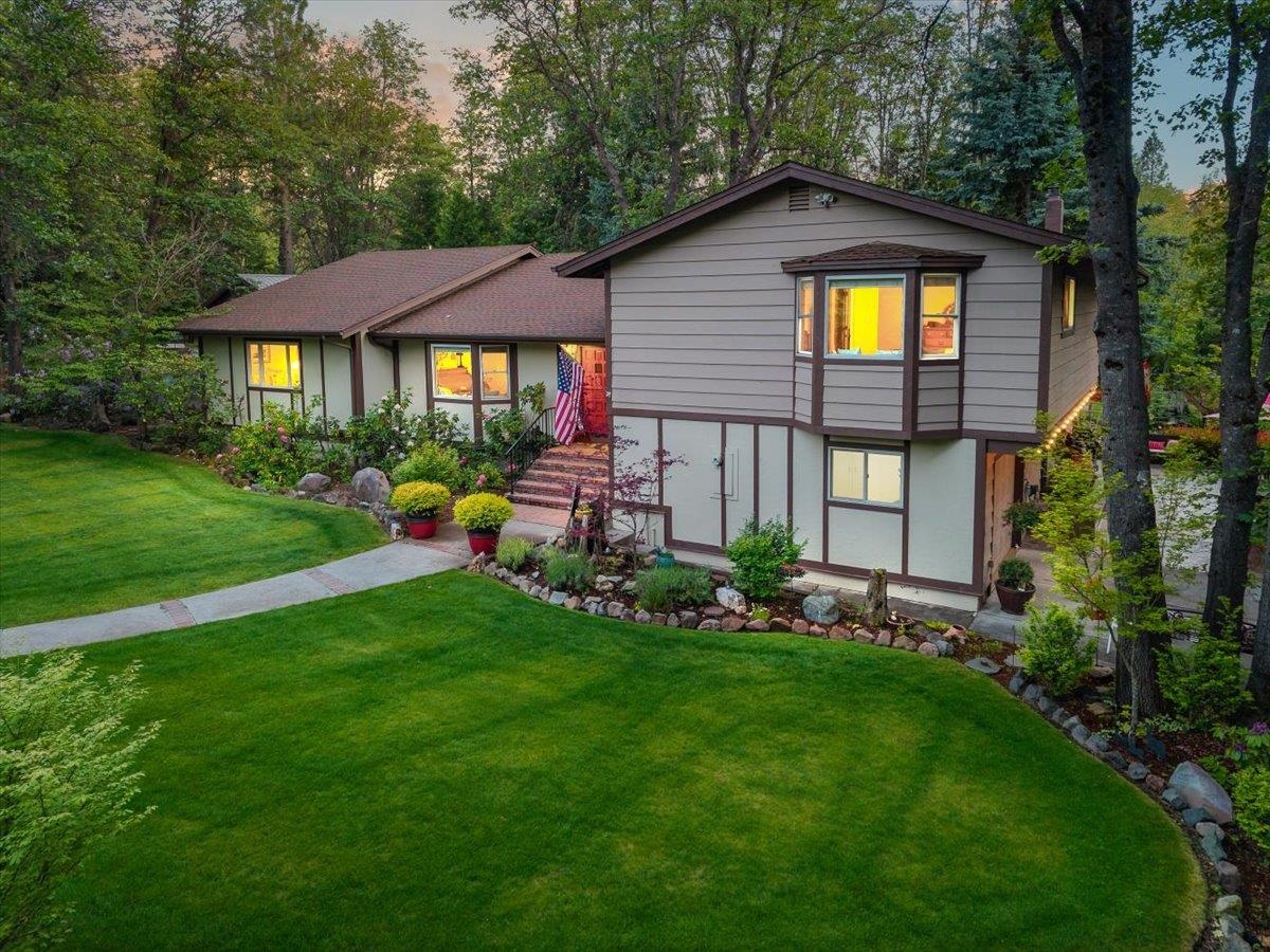 821 Rockfellow Drive