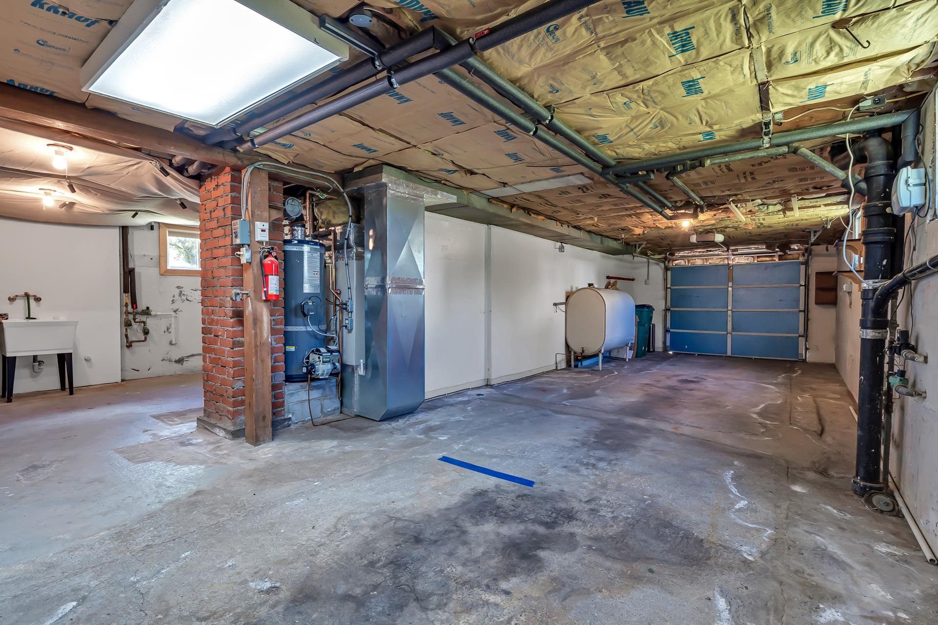 210 Merritt Ave