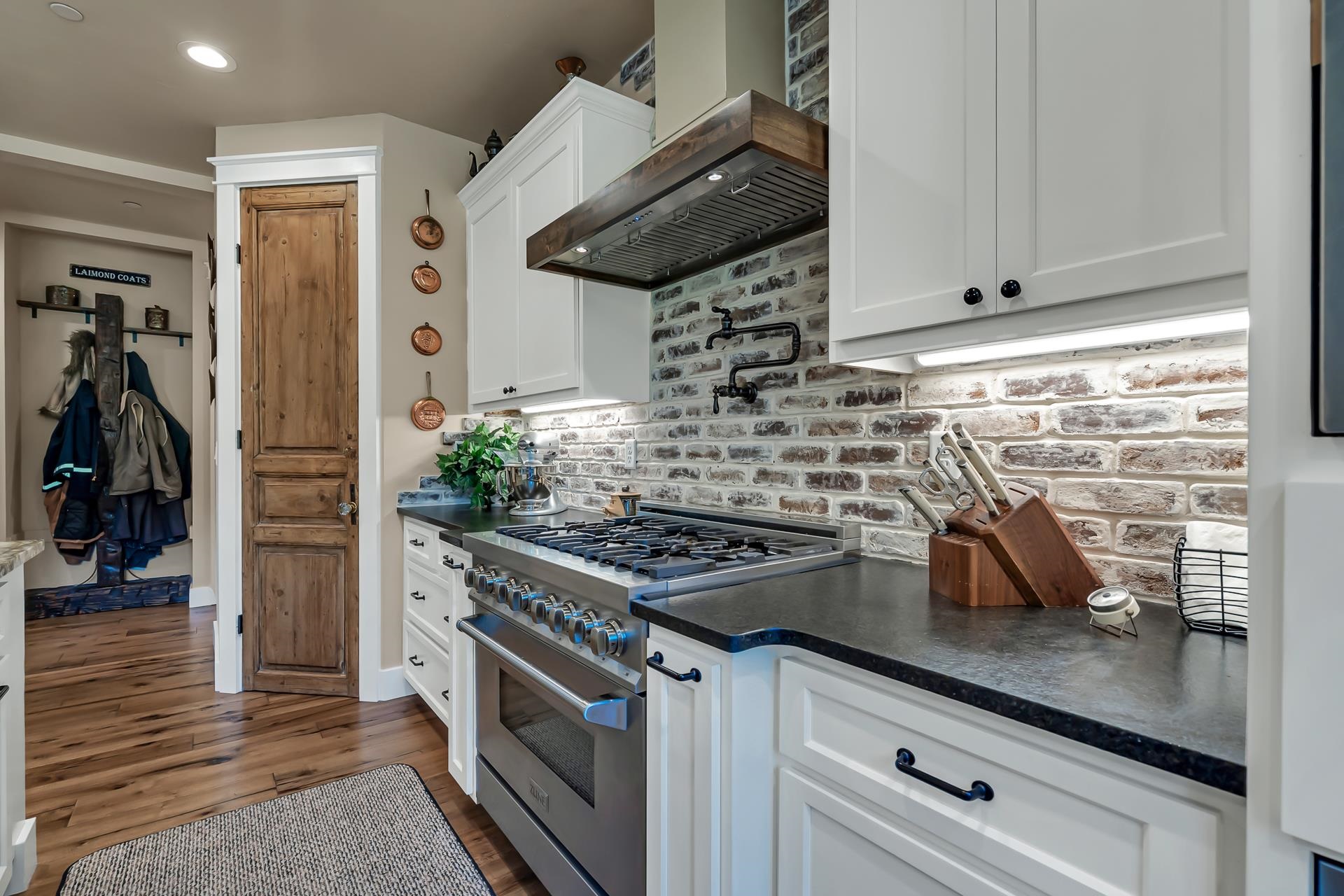 1310 Northridge Court