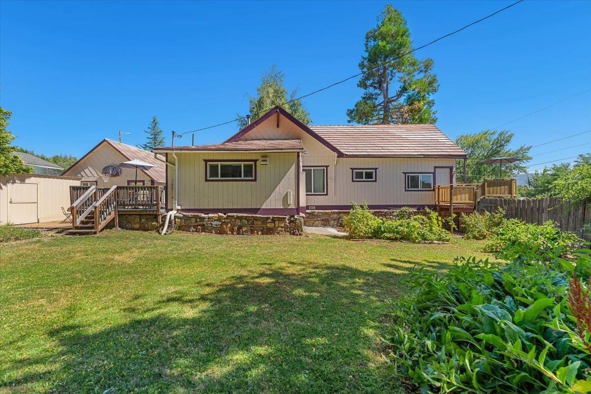 300 E Jessie Street