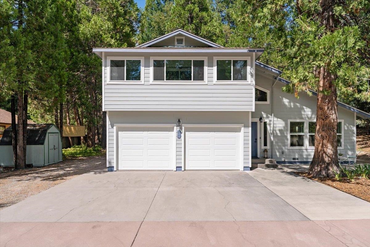 704 S Washington Dr