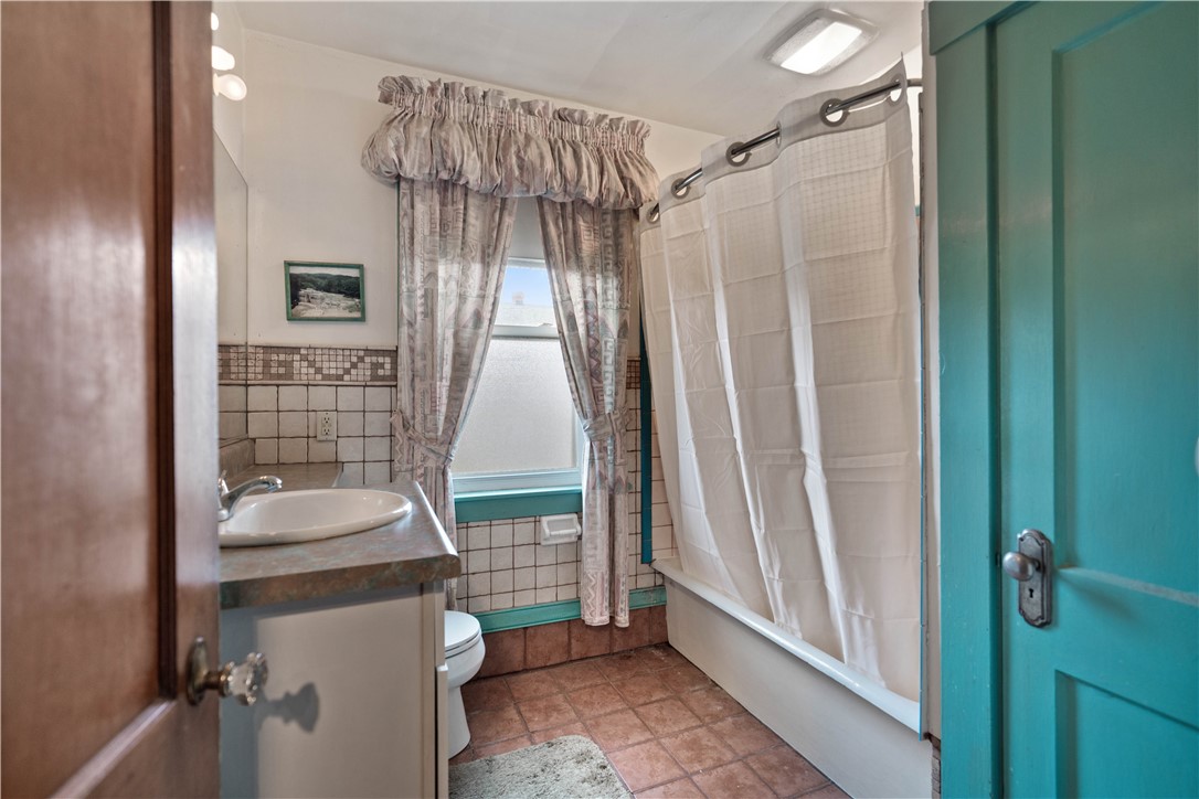 1100 & 1040 Chartiers Ave