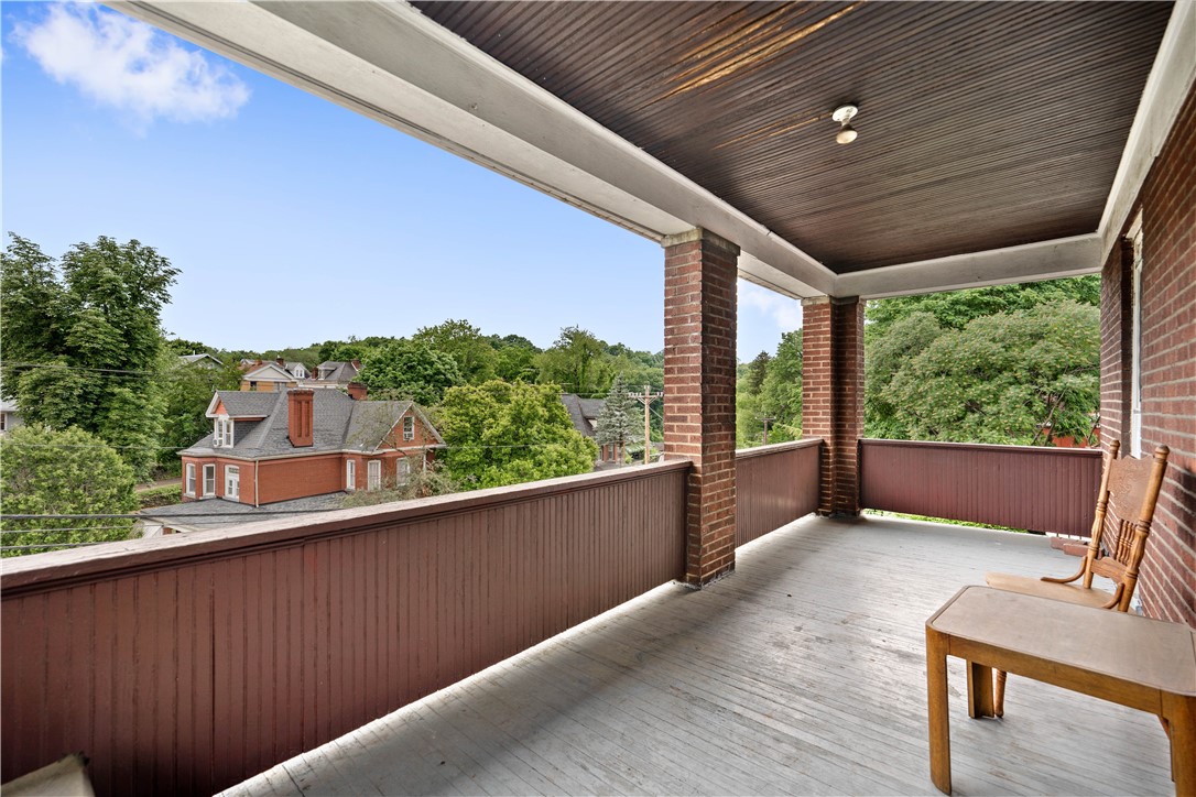 1100 & 1040 Chartiers Ave