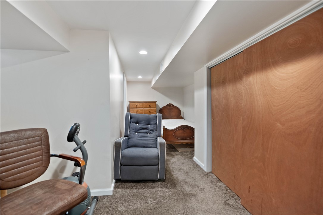 1100 & 1040 Chartiers Ave