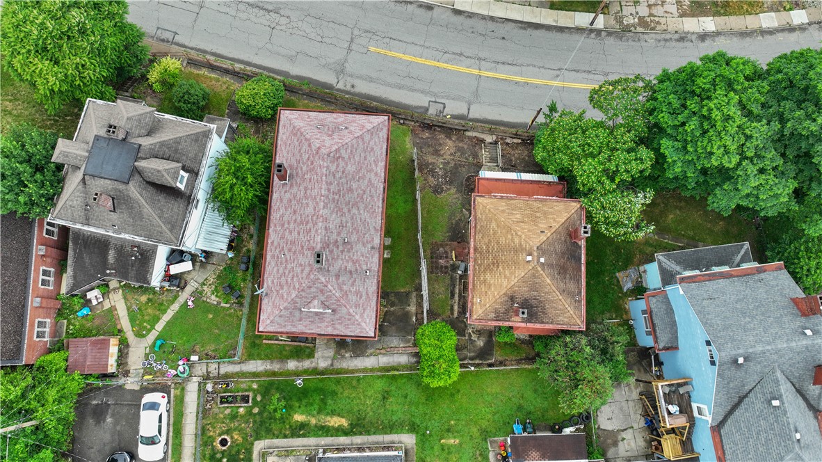 1100 & 1040 Chartiers Ave