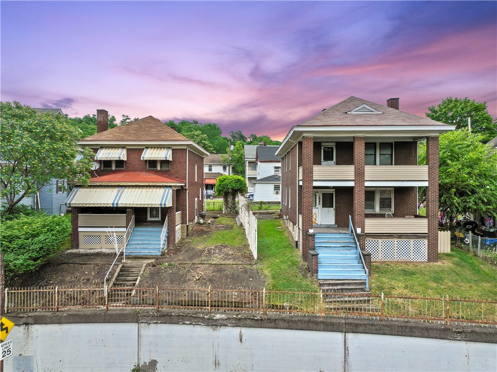 1100 & 1040 Chartiers Ave