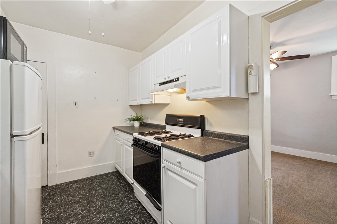 318 STRATMORE STREET