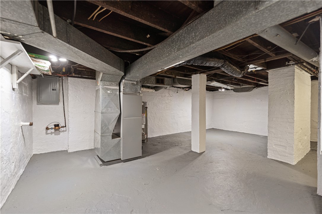 318 STRATMORE STREET