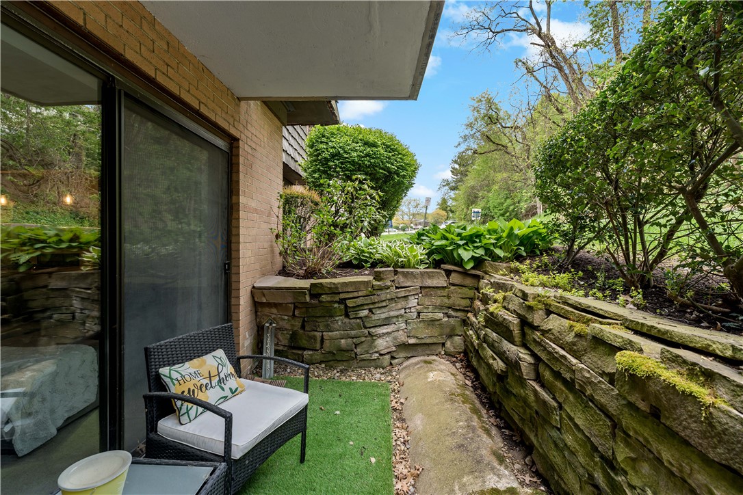 1712 Forest Green Dr 1712