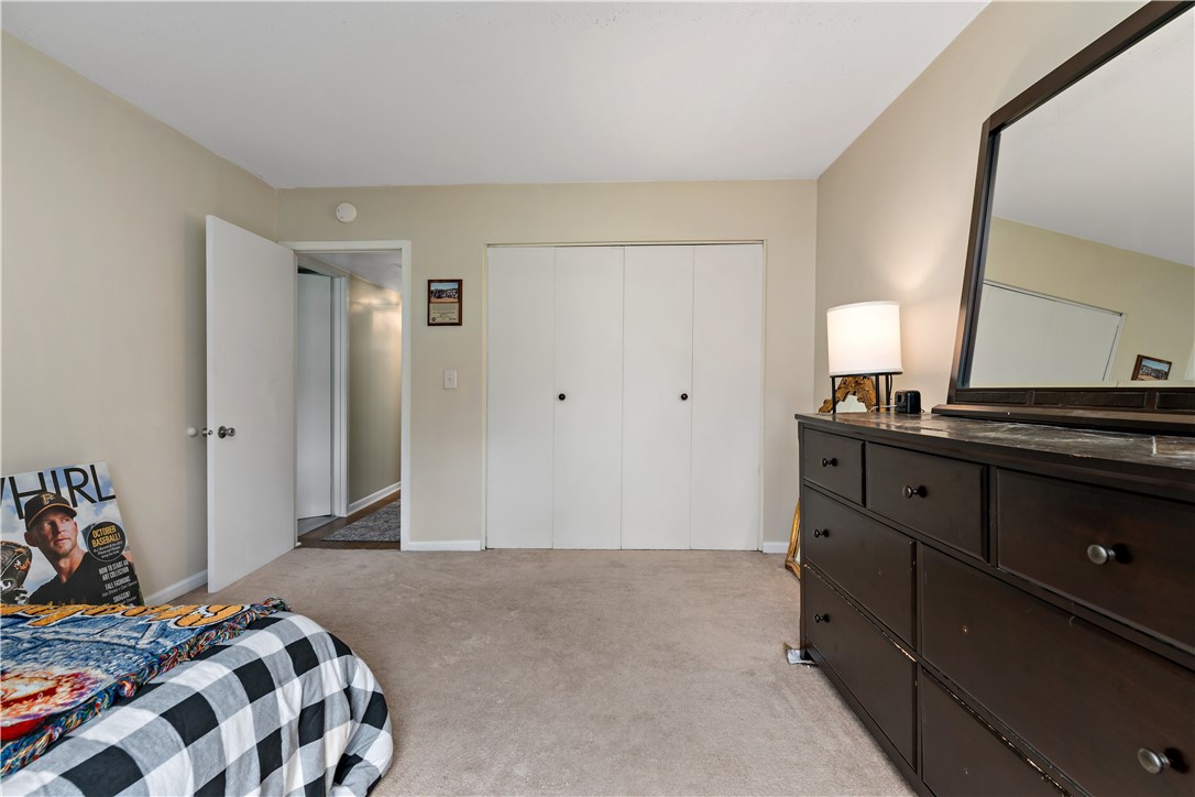 1712 Forest Green Dr 1712