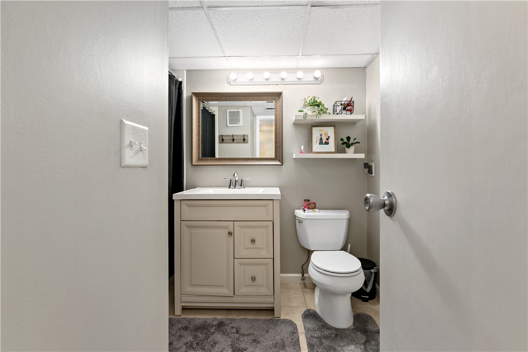 1712 Forest Green Dr 1712