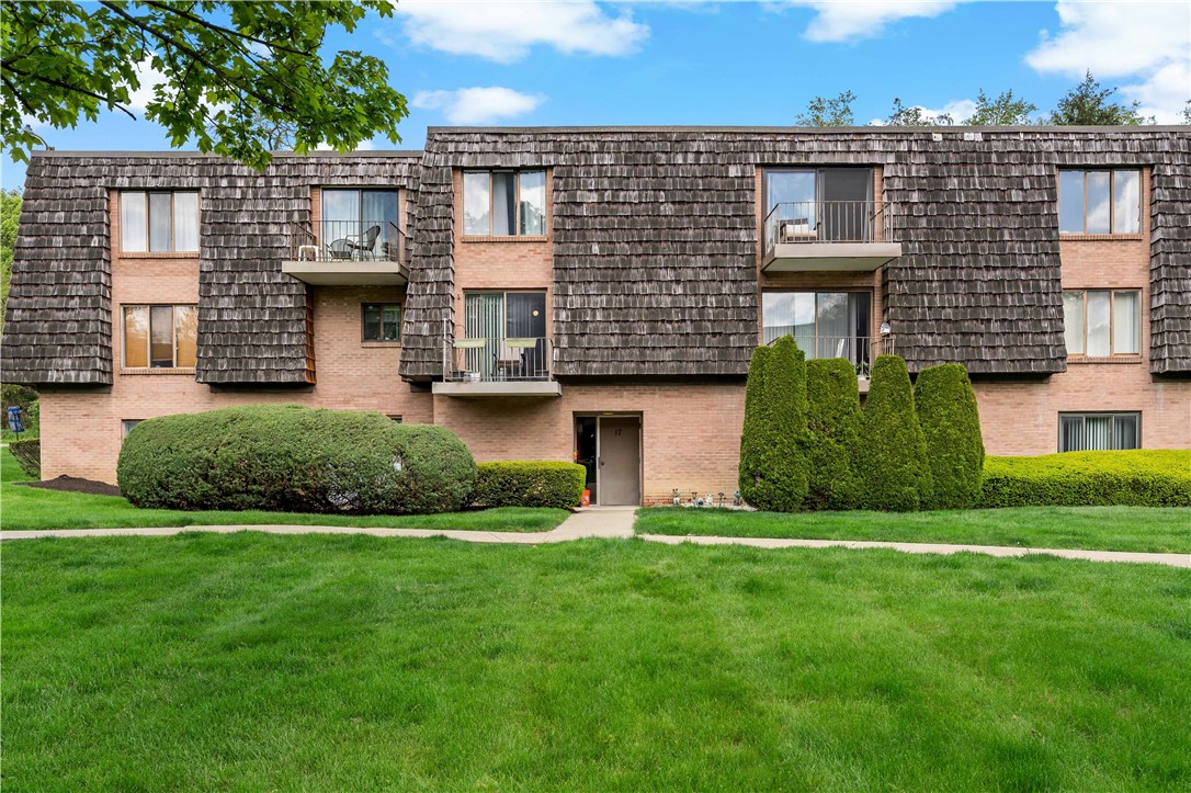 1712 Forest Green Dr 1712