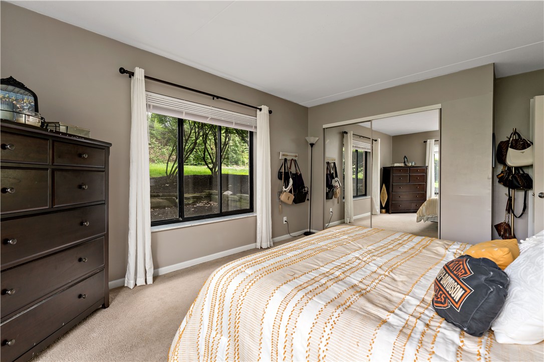 1712 Forest Green Dr 1712