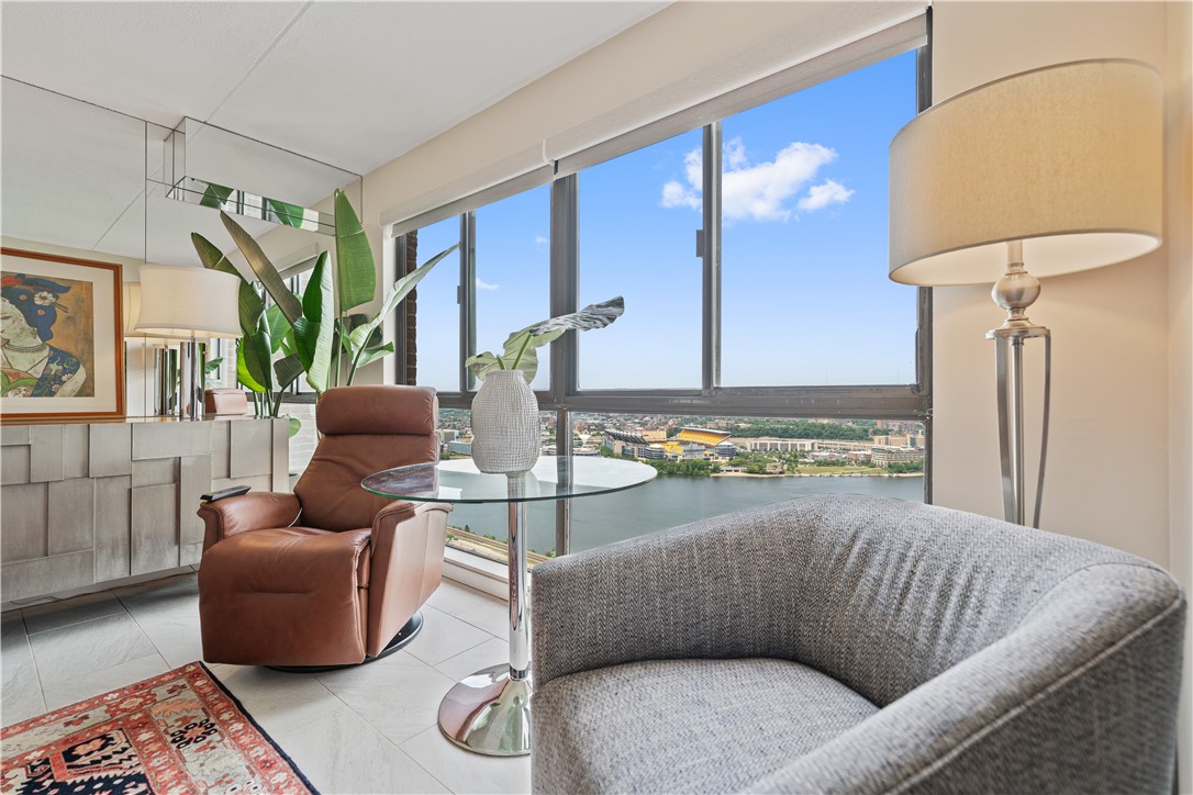 1000 Grandview Ave 904