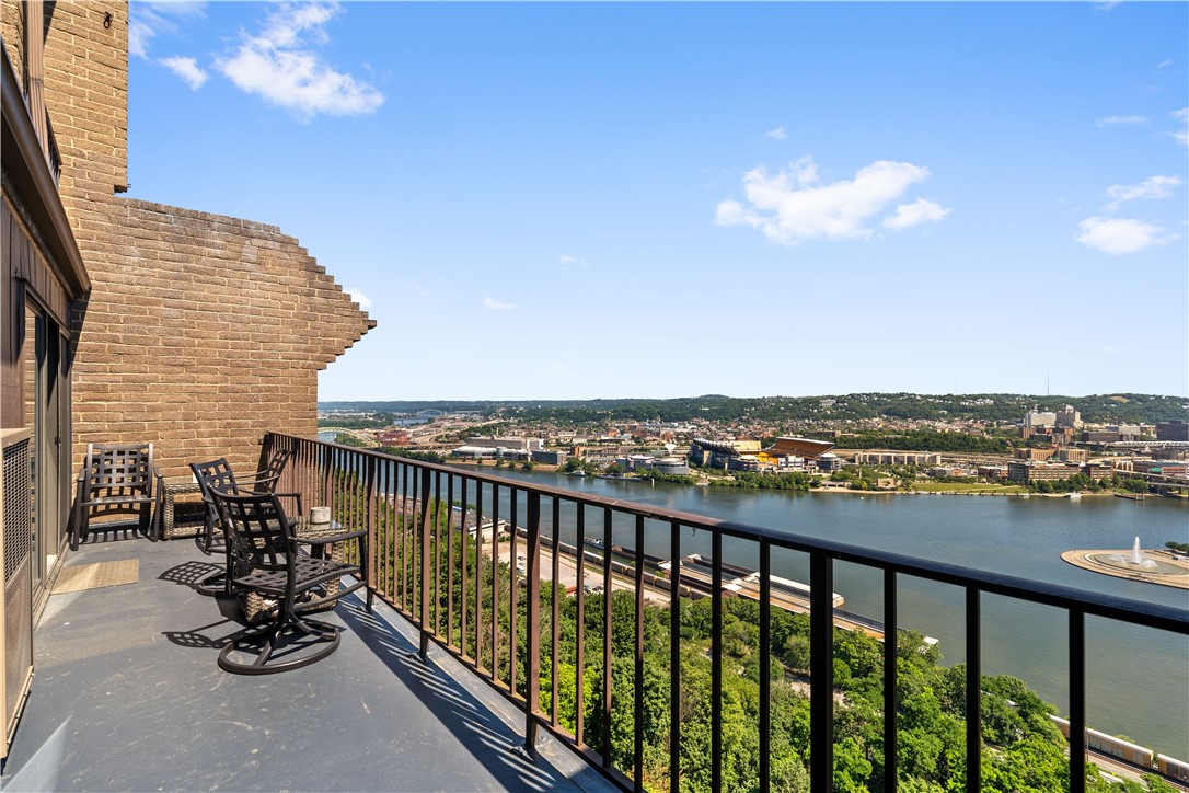 1000 Grandview Ave 904