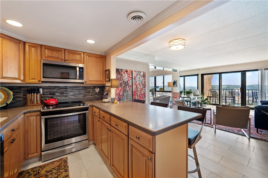 1000 Grandview Ave 904