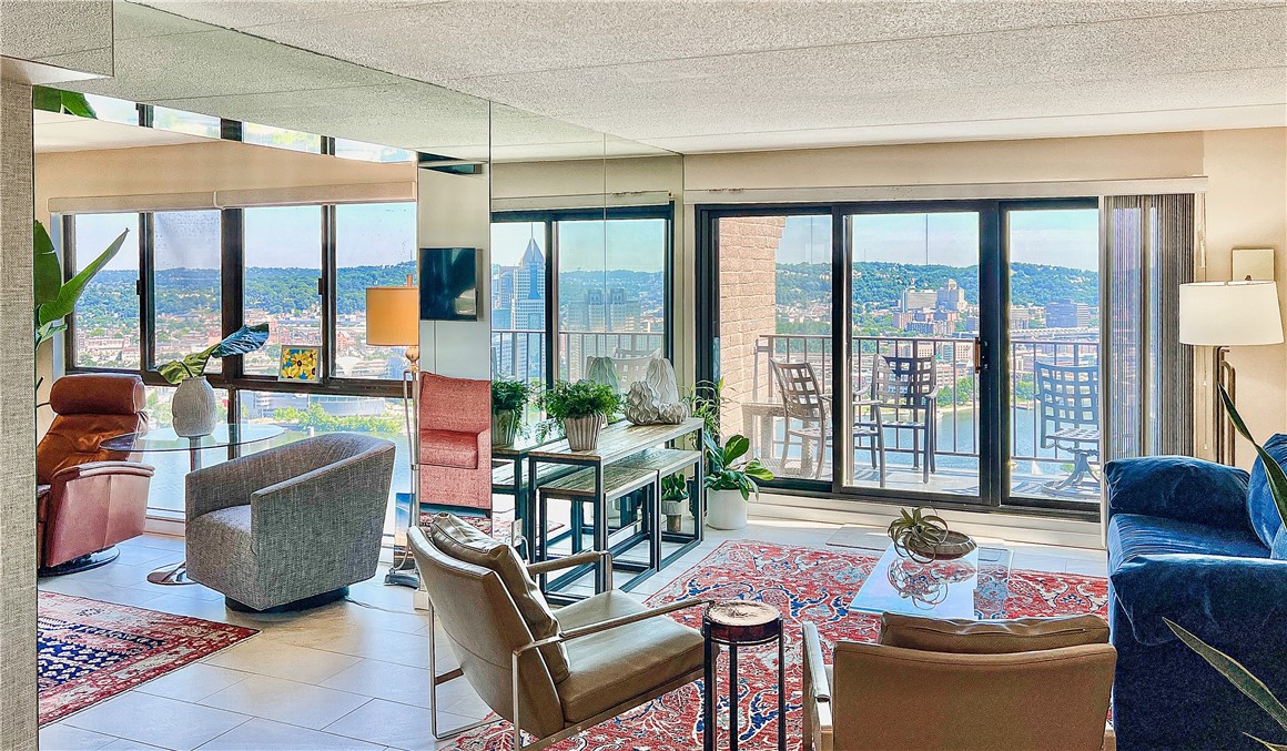 1000 Grandview Ave 904